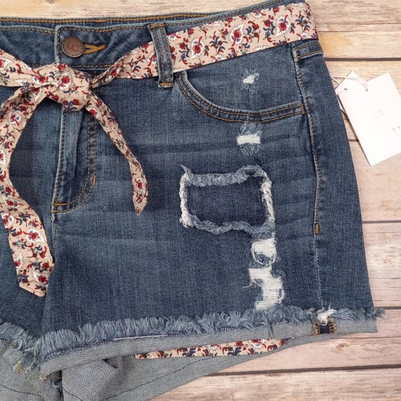 Lauren Conrad Size 9 Patchwork Cut Offs Destroyed Denim Jean Shorts - Picture 3 of 8